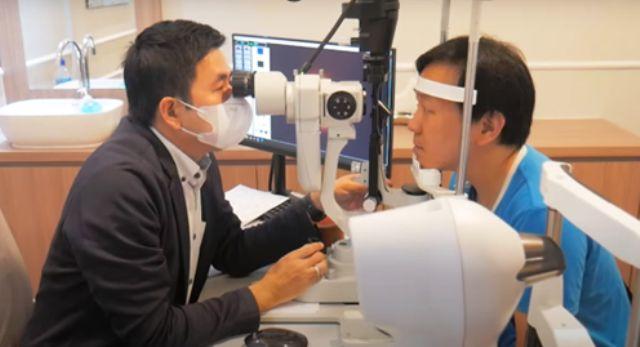 Pemeriksaan mata di VIO Optical Clinic  I Screen Shoot Youtube