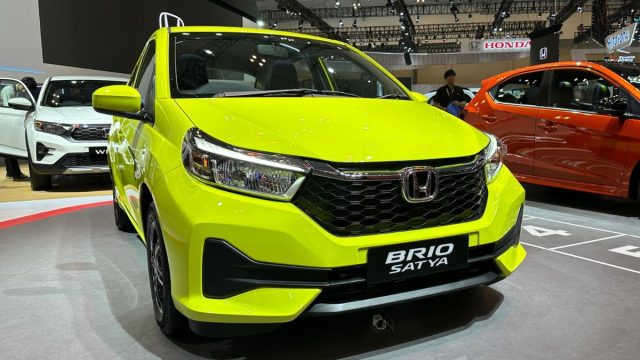 Program LCGC dinilai relevan untuk mendukung kepemilikan kendaraan roda empat masyarakat berpenghasilan menengah ke bawah I KOMPAS