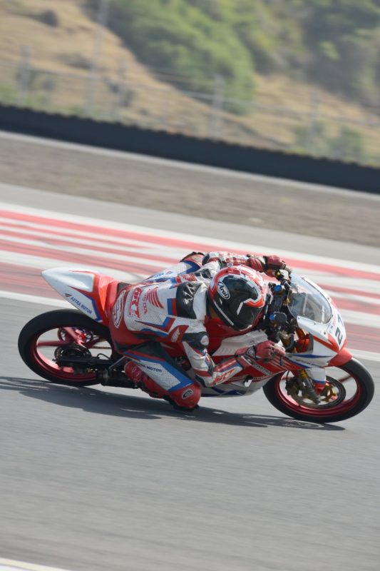 Andi Gilang juga turun di kelas NS150 dan berhasil menyelesaikan balap diposisi 3 pada race pertama dan race kedua