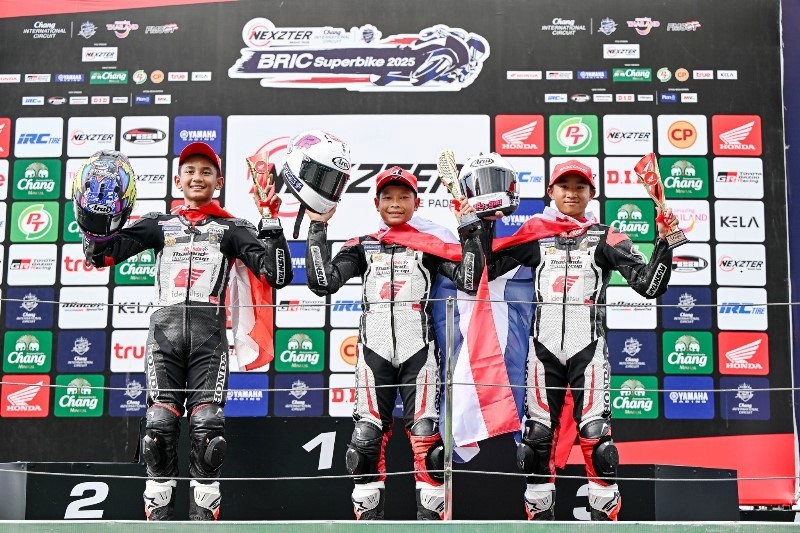 Bintang Pranata Sukma (No 13) melesat untuk kembali meraih podium pada ajang Thailand Talent Cup Seri Ke-3 di Chang International Circuit, Buriram, Thailand, Sabtu-Minggu (23-24 Agustus 2025). Siswa Astra Honda Racing School lainnya, Abimanyu Bintang Fermadi (No 26) juga meraih hasil impresif dan merebut poin dalam debutnya I ISTIMEWA