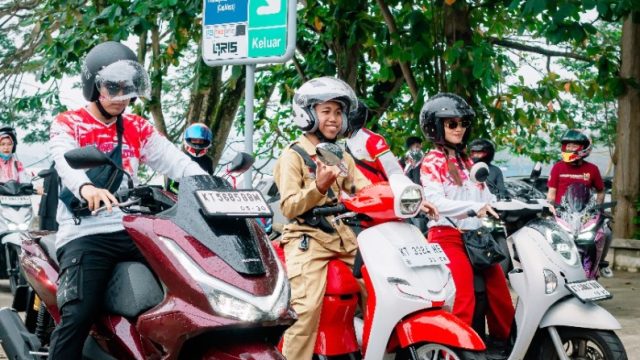 Ilustrasi-faktor pengalihan perhatian teknologi, meremehkan risiko, beban sosial-media dan ketidaktahun resiko, jadi tantangan pentingnya #Cari_Aman Gen Z I IST