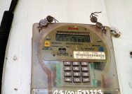 Token Rp 50 ribu itu ternyata hanya mampu memberinya 16,54 hari napas listrik. dengan pemakaian rata-rata 1,934 kWh I wadahkata.ID