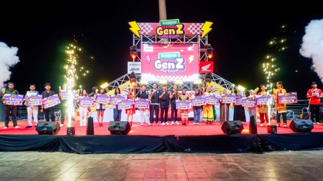 Deretan pemenang dalam gelaran Big Bang Honda GenZ Action yang sukses dilaksanakan pada Sabtu (06/12) lalu di Amphitheatre Teras Samarinda I IST