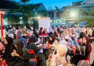Astra Motor Kalimantan Timur II hadirkan program bertajuk “Hijabers Serenity Ride” bagi para riders wanita pengguna sepeda motor Honda sembari menunggu waktu berbuka puasa dengan kegiatan rolling city, edukasi safety riding, tips menggunakan hijab hingga photo session yang sukses dilaksanakan pada Sabtu, akhir pekan (07/03) kemarin I IST