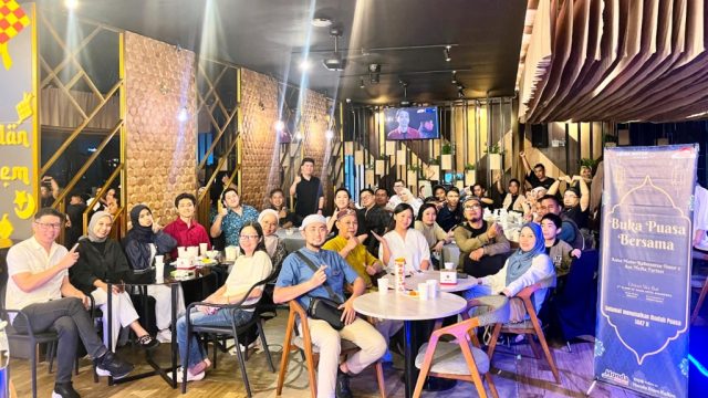 Astra Motor Kaltim 2 gelar buka puasa bersama media & vlogger di Samarinda untuk perkuat sinergi dan apresiasi kontribusi positif bagi bisnis Honda, Kamis (12/3) I IST