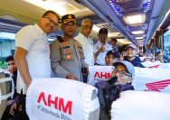 Demi mendukung kegiatan mudik yang semakin nyaman dan aman, AHM juga memfasilitasi pengangkutan sepeda motor pemudik hingga kampung halaman. Tak kurang dari 1.116 unit sepeda motor diangkut dan diantarkan menuju Yogyakarta dan Semarang, pada Kamis (12/3/2025), dari lapangan parkir Bhanda Ghara Reksa, Kelapa Gading, Jakarta Utara I IST