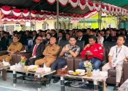 Astra Motor Kalimantan Timur 2 diwakili oleh Muhammad Rahmadansyah selaku Perwakilan Technical Service Department Astra Motor Kalimantan Timur 2 (kanan) dalam kegiatan Pelepasan dan Apresiasi Siswa Kelas XII dan XII di SMK Negeri 6 Samarinda yang dilaksanakan pada Senin (04/05) lalu I IST