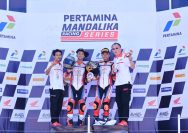 Di kelas Junior 250cc tim ART juga berhasil menambah koleksi dengan perolehan podium 3 oleh Nabil Sahzena (kedua dari kanan) saat race 1 hari sabtu. Lalu disusul oleh Azel Savero (ketiga dari kanan) yang juga sumbang podium dengan finish ke 2 hari minggu di kelas tersebut I IST