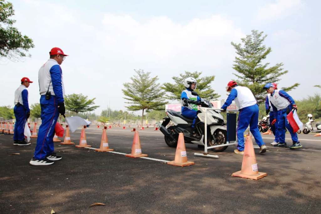 Yayasan Astra Honda Motor (Yayasan AHM) kembali menggelar Safety Riding Camp (SRC) 2026 di Astra Honda Motor Safety Riding & Training Center, Deltamas, Bekasi, pada bulan Juli 2026 I IST