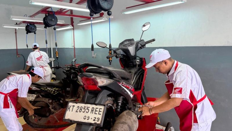 Astra Motor Kaltim 2 resmi meresmikan jaringan bengkel AHASS Setya Tama Motor di Bengalon, Kutai Timur untuk memperkuat layanan purna jual sepeda motor Honda I IST