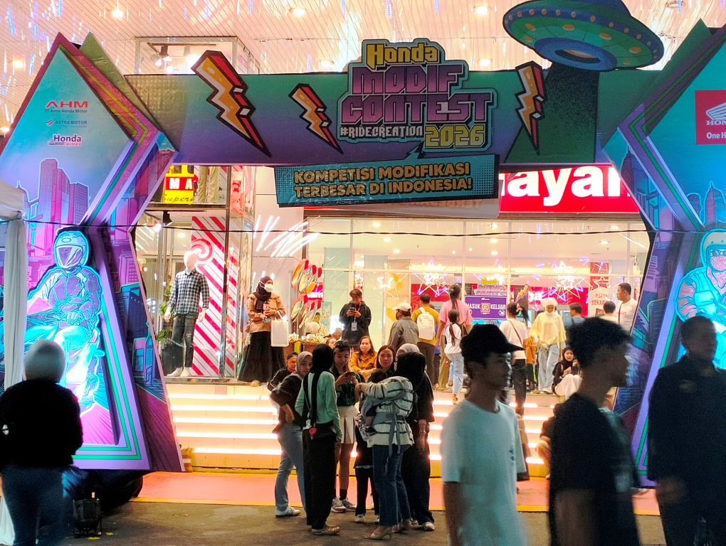 Astra Motor Kalimantan Timur 2 sukses menggelar Honda Modif Contest (HMC) 2026 Samarinda Series di halaman parkir Mall Samarinda Square pada Sabtu dan Minggu (19-22/9) lalu I wadahkata.ID