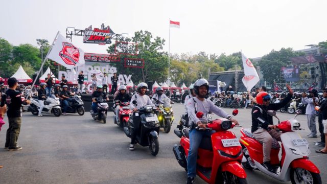 Sebanyak 560 riders Bumi Etam satukan semangat lewat rolling city dalam gelaran bertahuk Honda Bikers Day (HBD) 2026 Regional Kalimantan pada Sabtu (3/10) lalu di GOR Kadrie Oening I wadahkata.ID