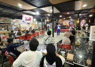 Astra Motor Kalimantan Timur 2 ajak lebih dari 27 komunitas sepeda motor Honda di Samarinda dalam memperkuat kebersamaan bikers dan edukasi keselamatan berkendara lewat gelaran bertajuk “Stylo Sound Ride” pada akhir September lalu di Sejati Café Samarinda I ISTIMEWA