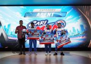 Pelajar SMKN 6 Samarinda sukses mengharumkan nama Kalimantan Timur dengan menyabet juara nasional di ajang Cari Aman Academy 2026 yang dihelat PT AHM di Semarang I ISTIMEWA