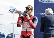 M. Kiandra Ramadhipa (kiri) meraih podium kedua pada race 2 putaran terakhir FIM Moto3 Junior World Championship 2026 di Misano World Circuit Marco Simoncelli, Italia, Minggu (18/10) I ISTIMEWA